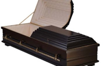 Kenya: Uwanze gushyingura nyina ngo aramusengera azazuke yatawe muri yombi.