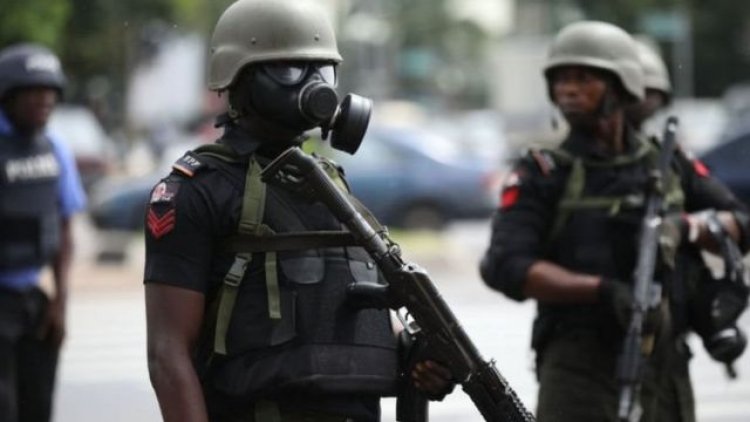 Nigeria: Abantu 77 batabawe  na Polisi  aho bari bafungiye bategereje kugaruka kwa Yesu.