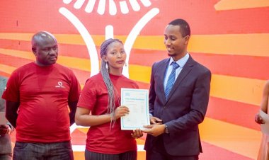 Abarimu babaye indashyikirwa ba shimiwe