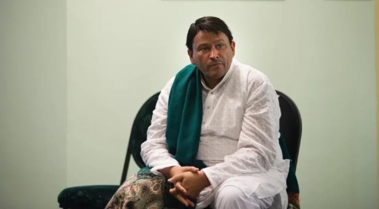 Imamu  wari Umutinganyi ndetse agasezeranya  abahuje ibitsina yishwe arashwe