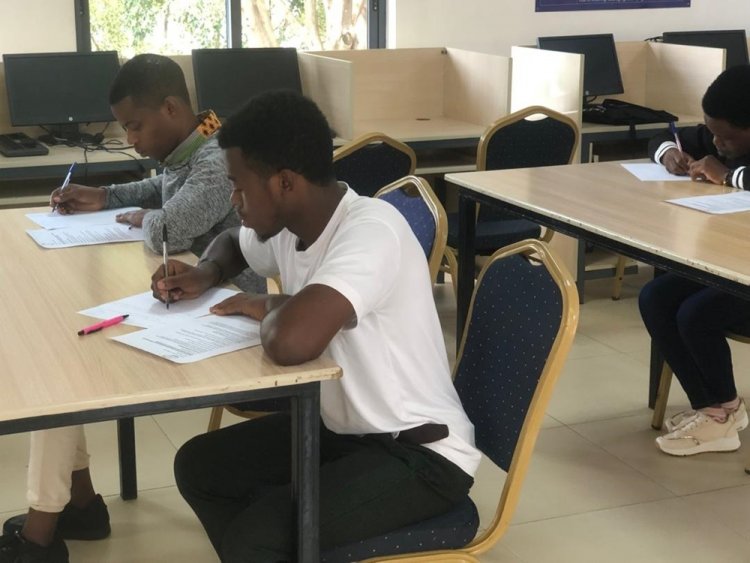 Wanafunzi wa vyuo vikuu nchini Rwanda wameanza Mashindano ya kusoma na kuandika vitabu