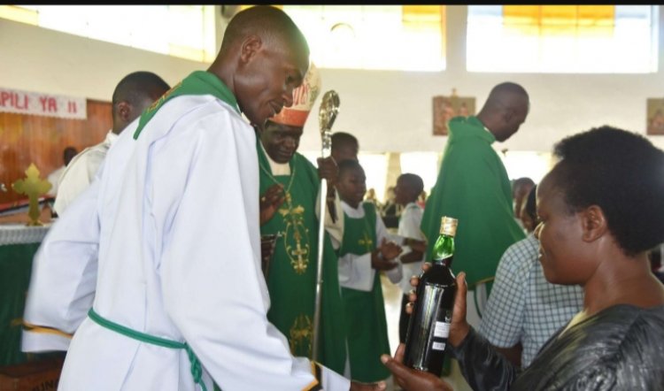 Kiliziya gatolika  yahinduye ubwoko bwa Divayi