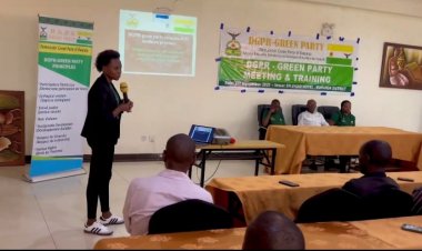 Dukomeje kwagura no kumenyekanisha Ishyaka ryacu- Mukamurigo Josiane