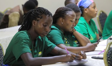 Abarwanashyaka ba Green Party basabwe kuba abambere mu kurwanya ubukene