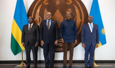 Rais Kagame amempokea Waziri wa Mambo ya Nje wa Tanzania.