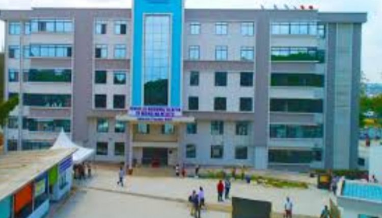 Umukozi wo muri Morger  yahagaritswe  azira guhatira ababuze ababo kugura isanduku ze